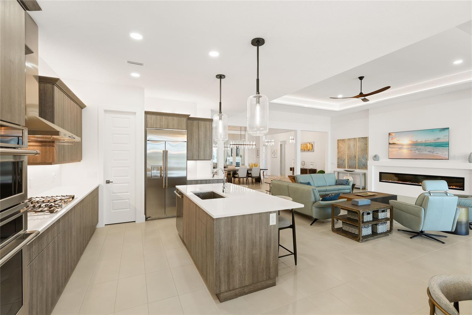 8035 WATERBEND TRL — photo 17