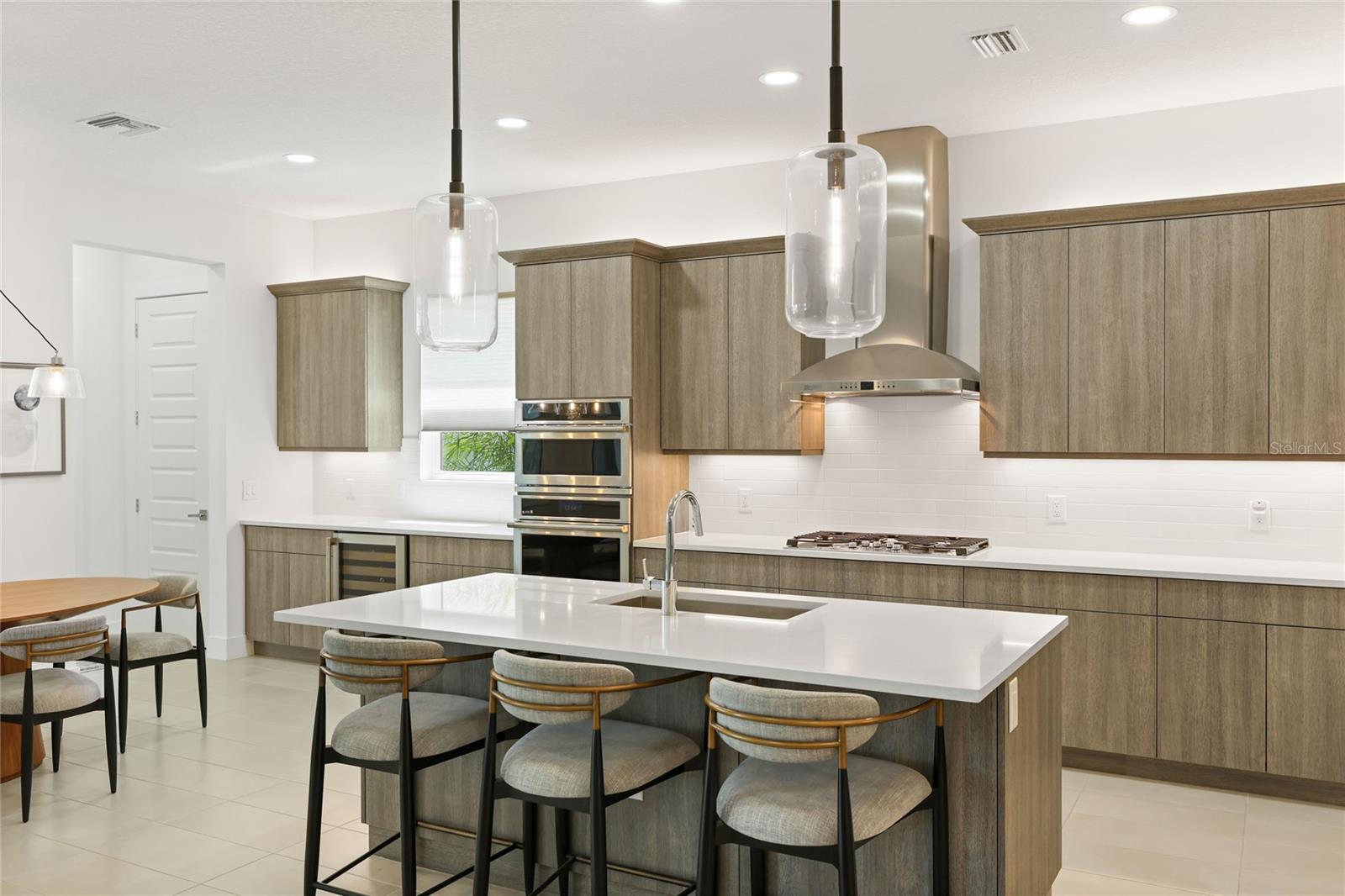 8035 WATERBEND TRL — photo 15
