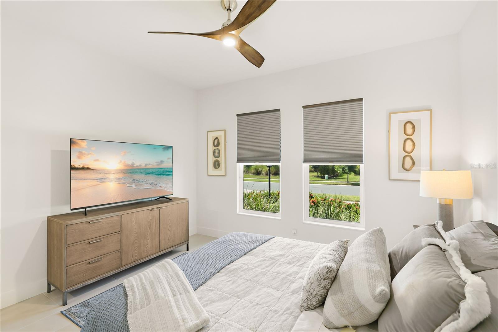 8035 WATERBEND TRL — photo 29