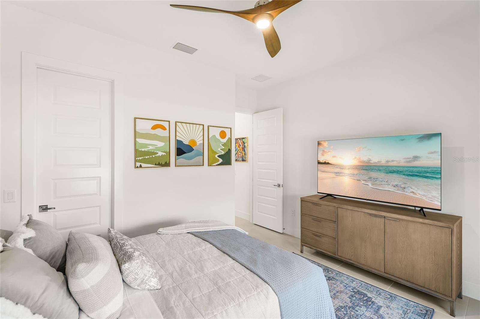 8035 WATERBEND TRL — photo 30
