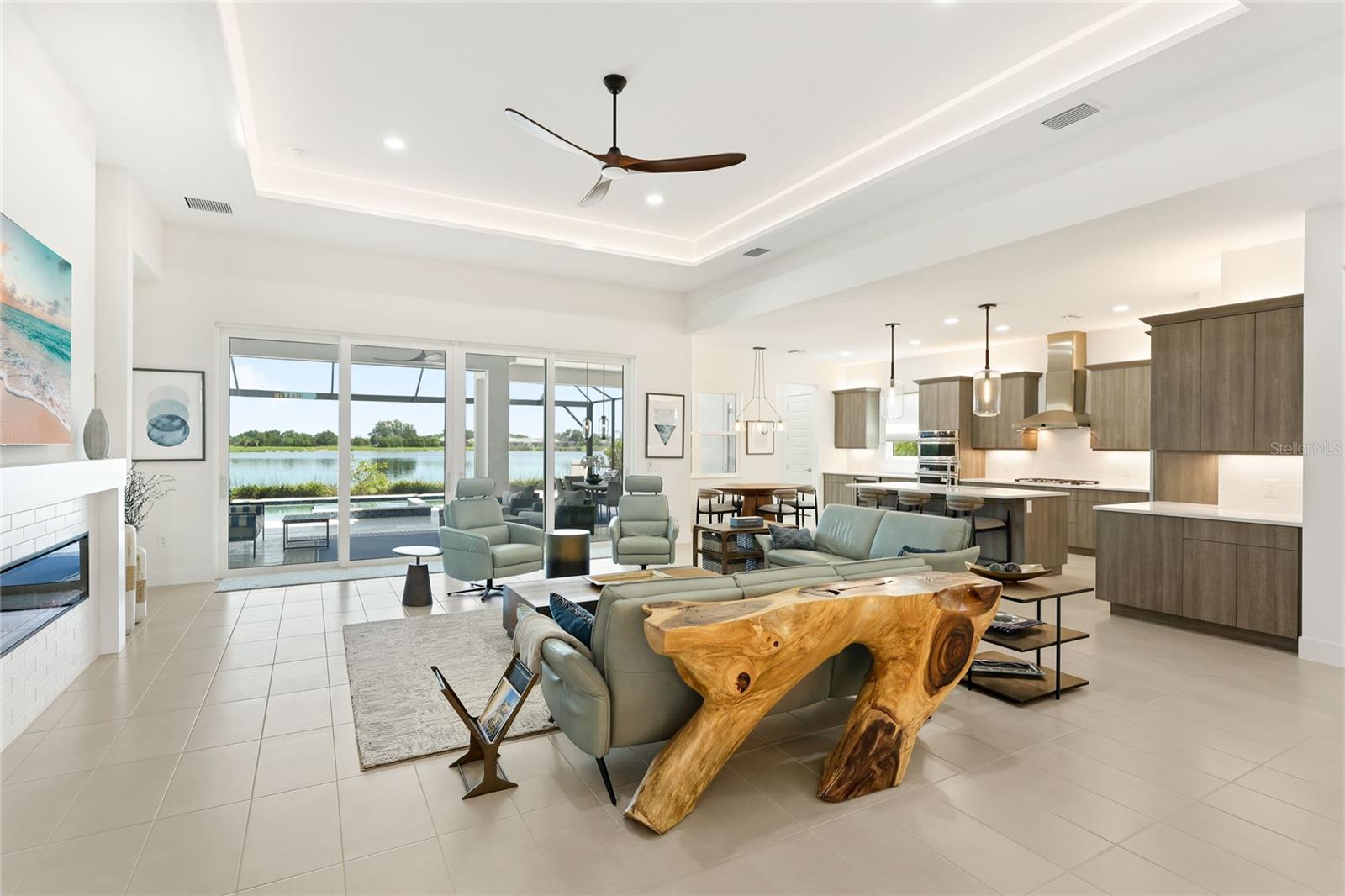 8035 WATERBEND TRL — photo 11
