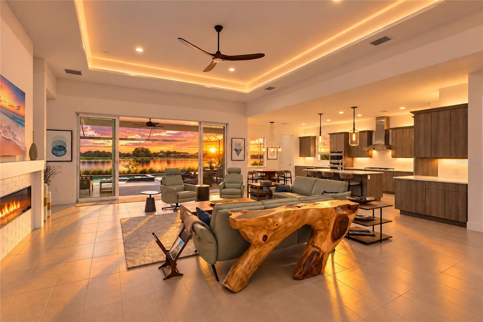 8035 WATERBEND TRL — photo 10