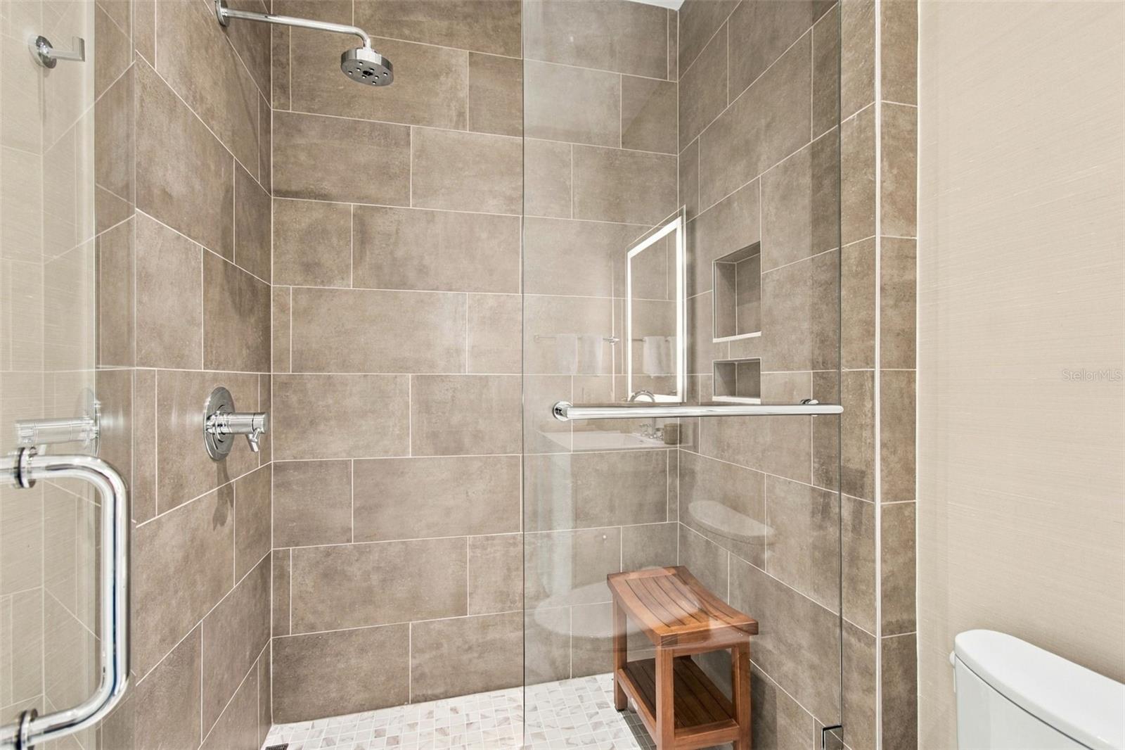 126 4TH AVE NE #1202 — photo 47