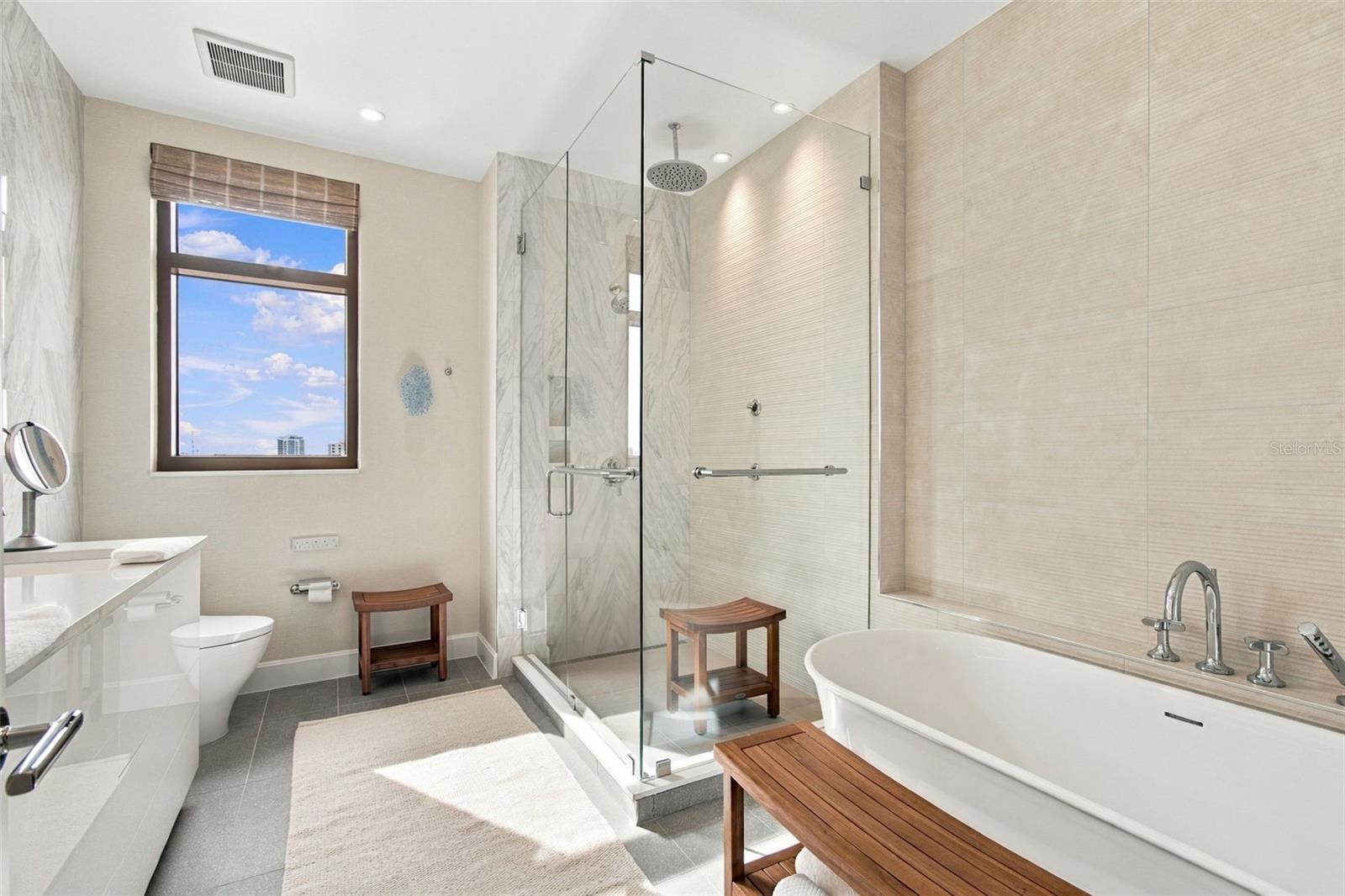 126 4TH AVE NE #1202 — photo 39