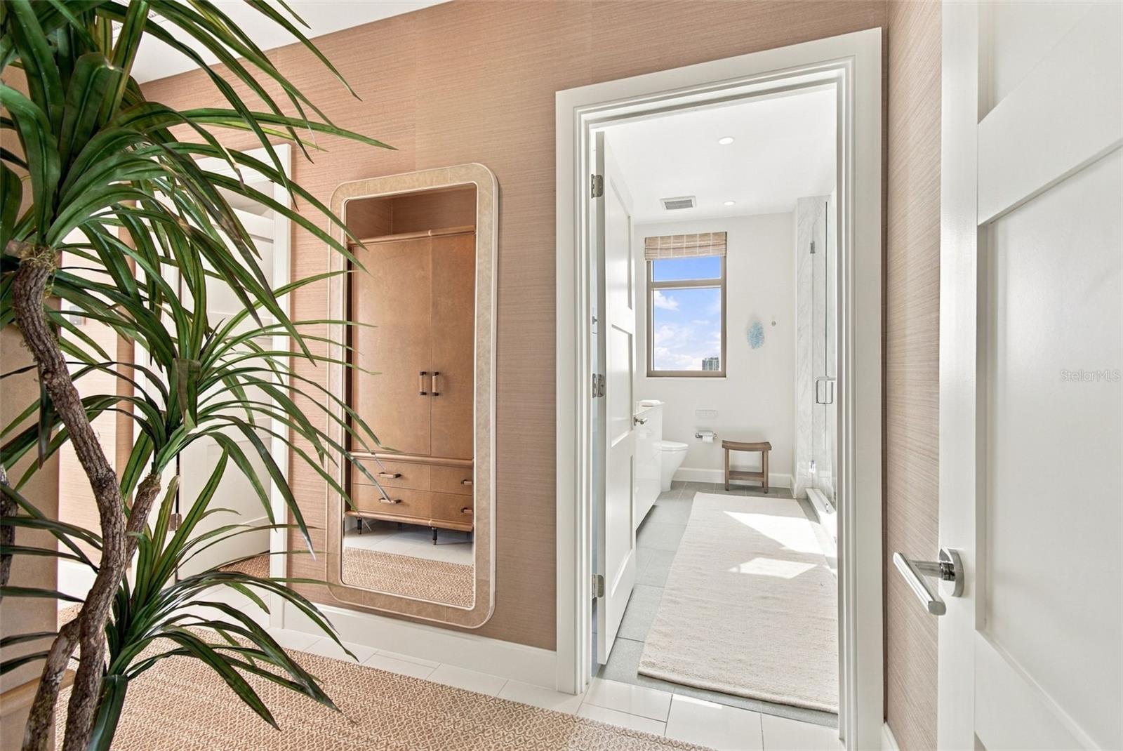 126 4TH AVE NE #1202 — photo 32