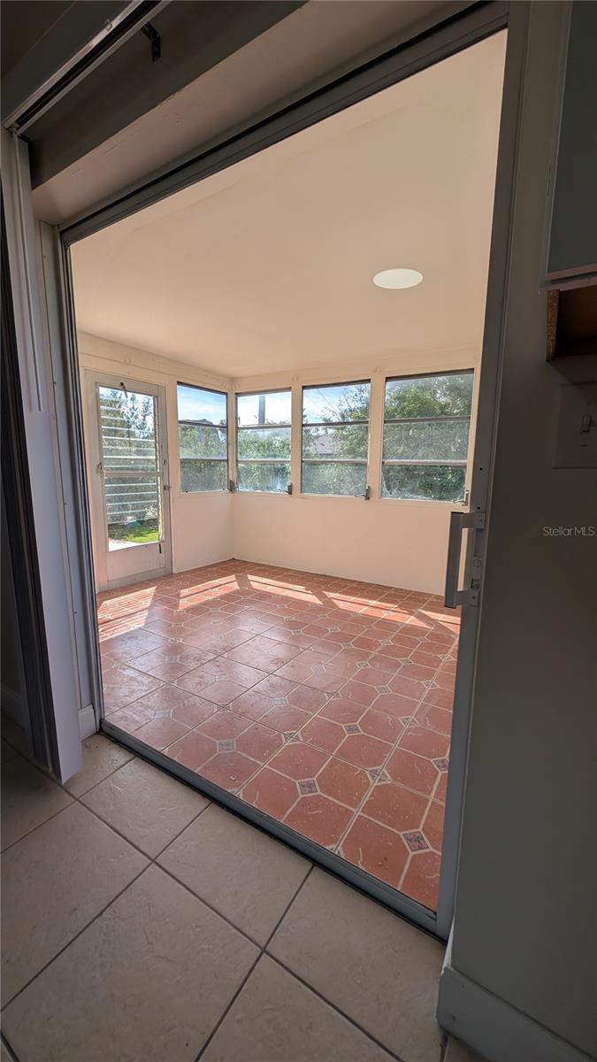 3608 HARVARD DR — photo 24