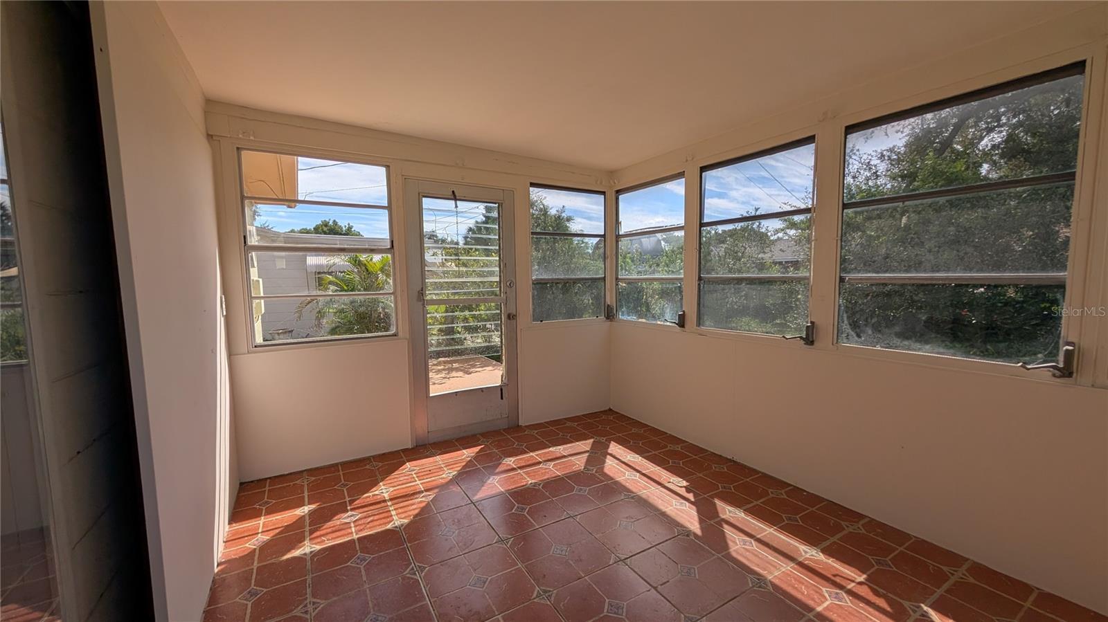 3608 HARVARD DR — photo 25