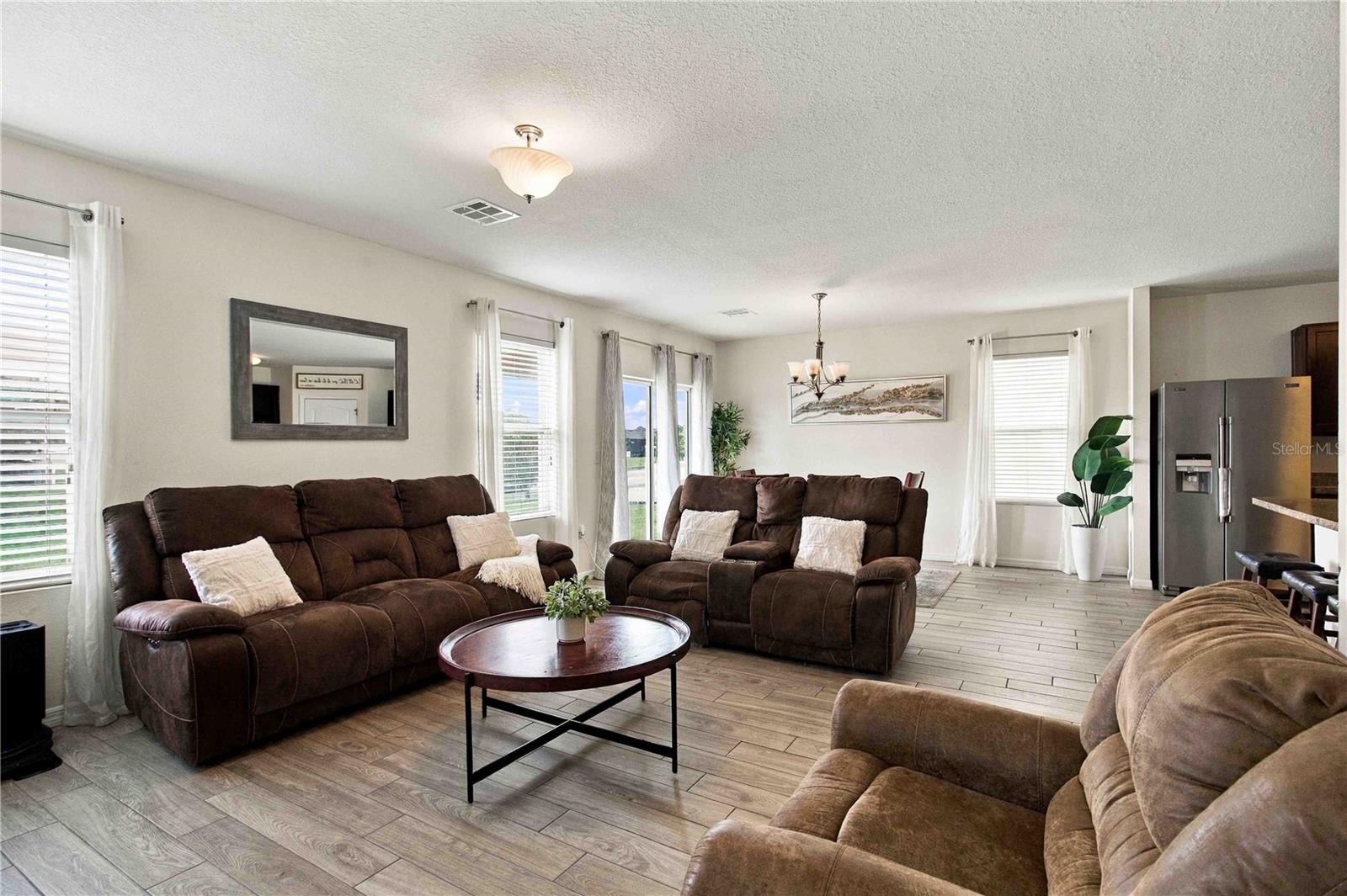 15630 ROSE GROVE DR — photo 8