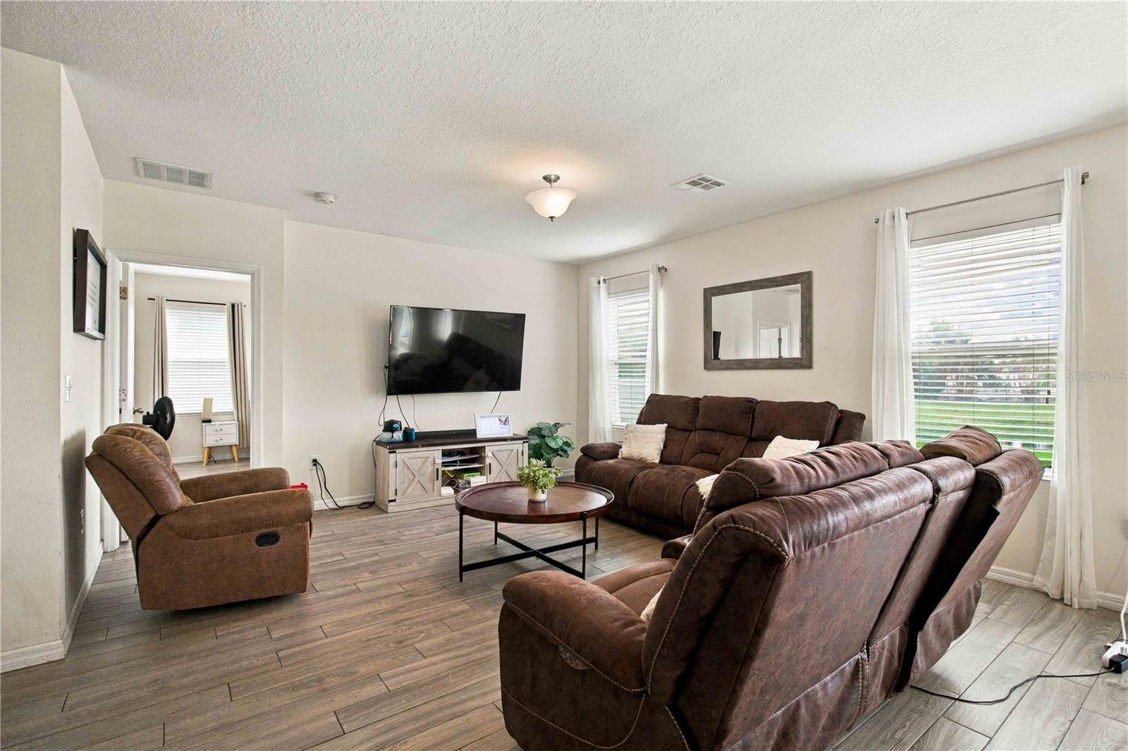 15630 ROSE GROVE DR — photo 6