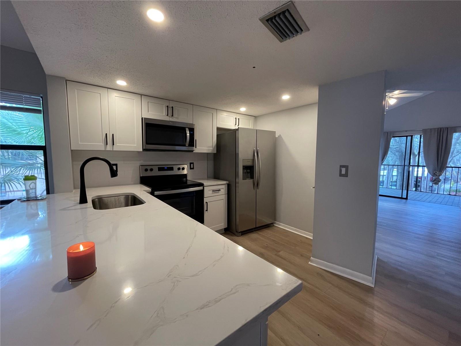 300 S FLORIDA AVE #100K — photo 4