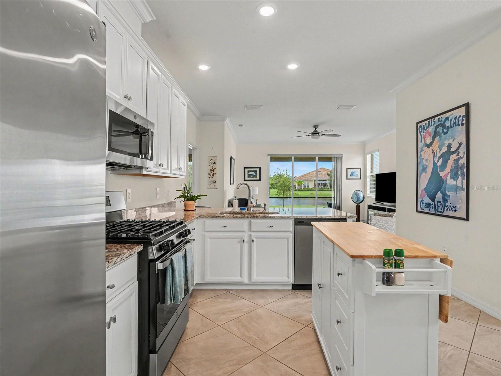 2606 AVOLET CT — photo 6
