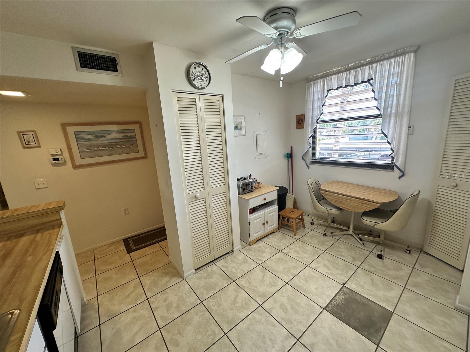346 SPRINGDALE DR W #346 — photo 6
