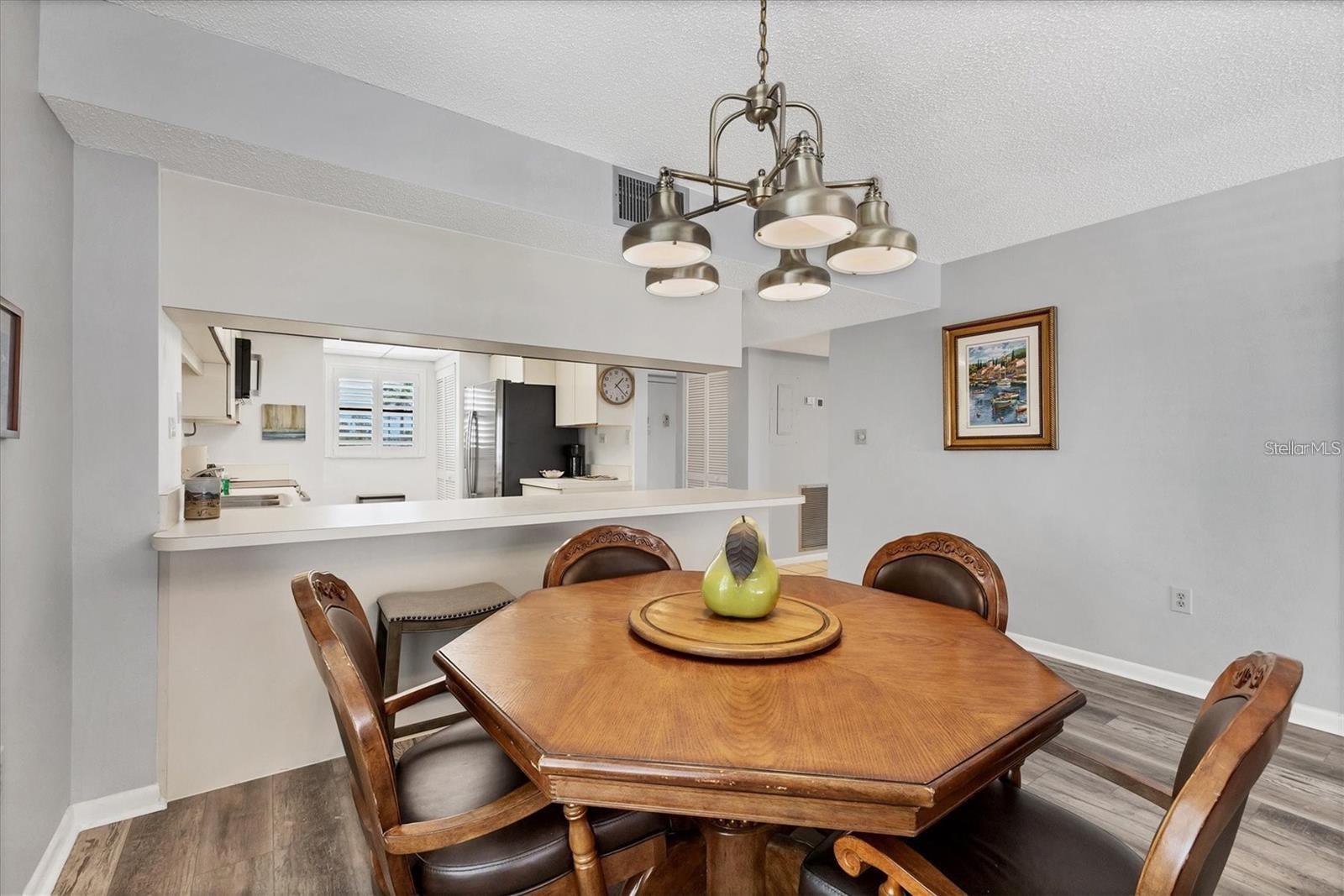 6480 MIDNIGHT PASS RD #311 — photo 22