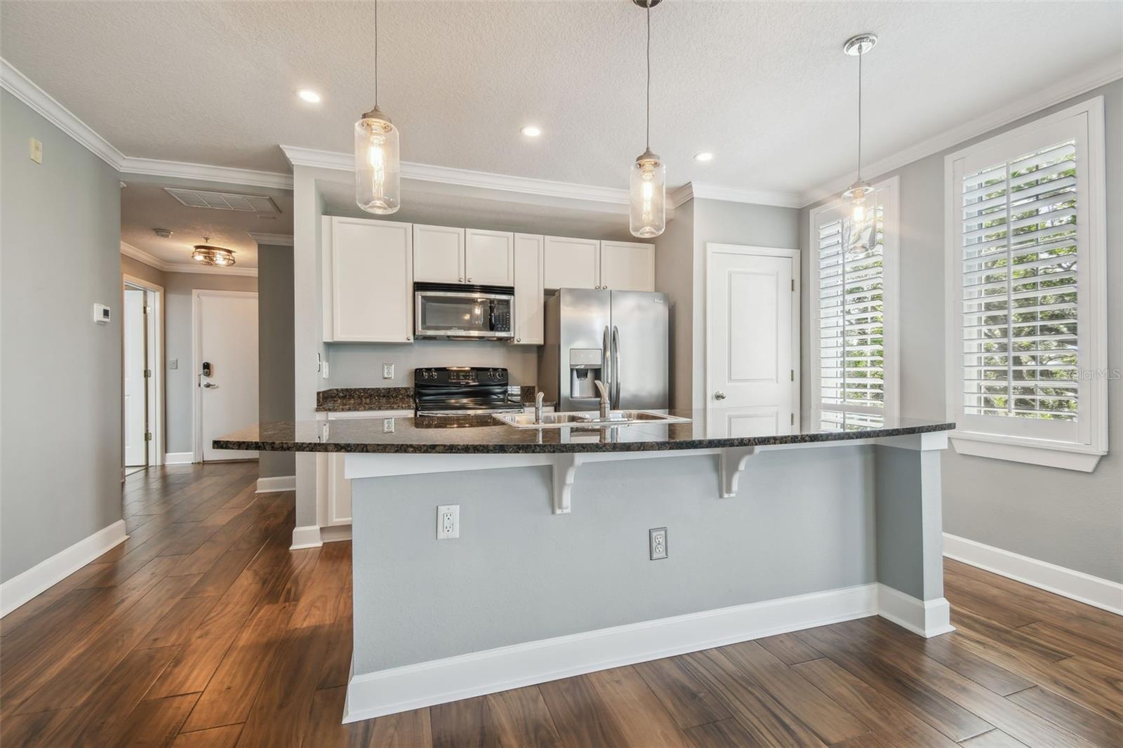 435 S OREGON AVE E #304 — photo 7
