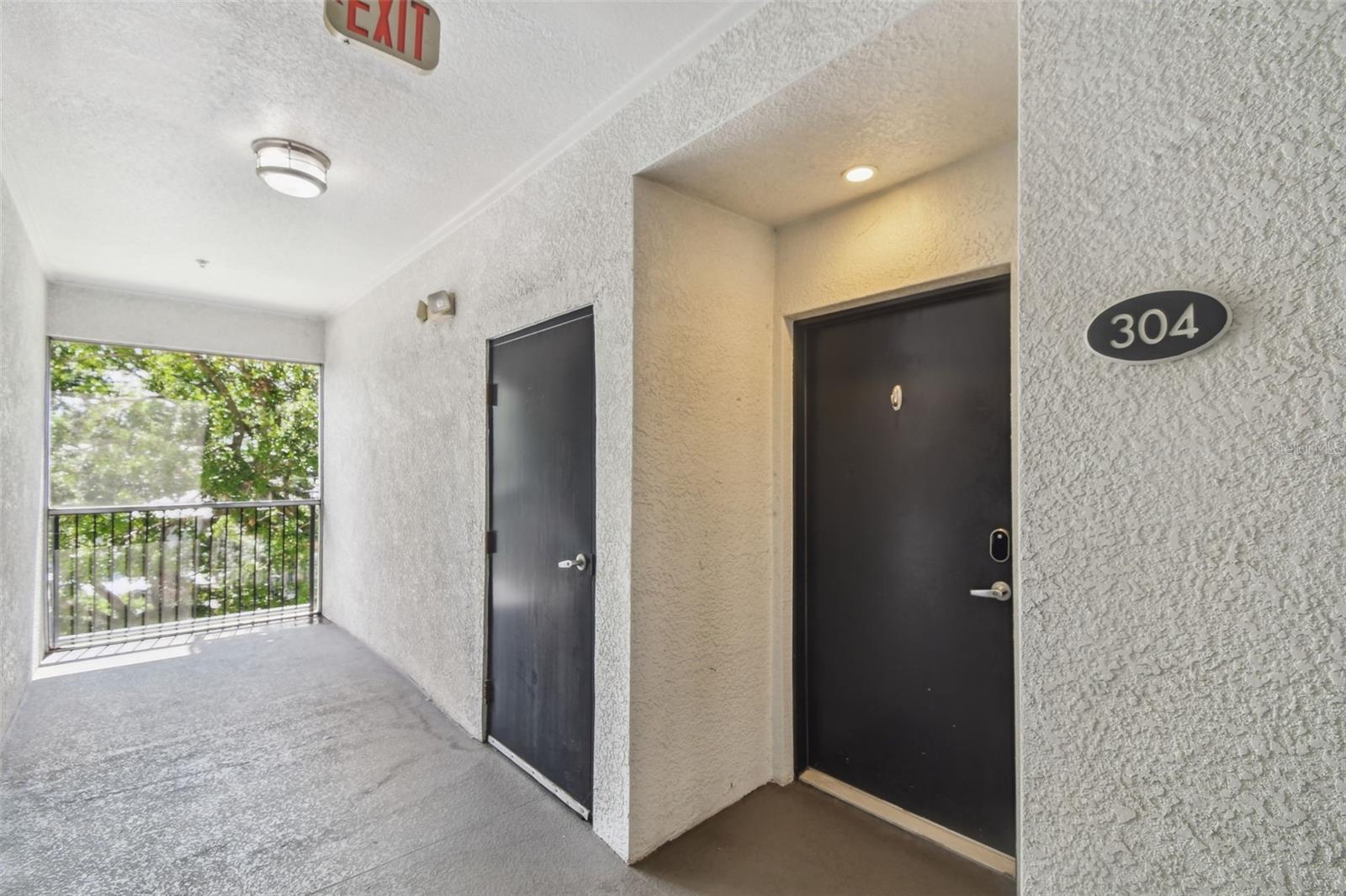 435 S OREGON AVE E #304 — photo 3