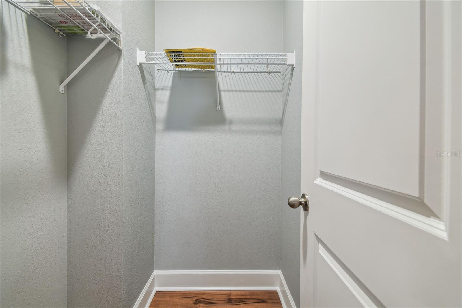 435 S OREGON AVE E #304 — photo 24