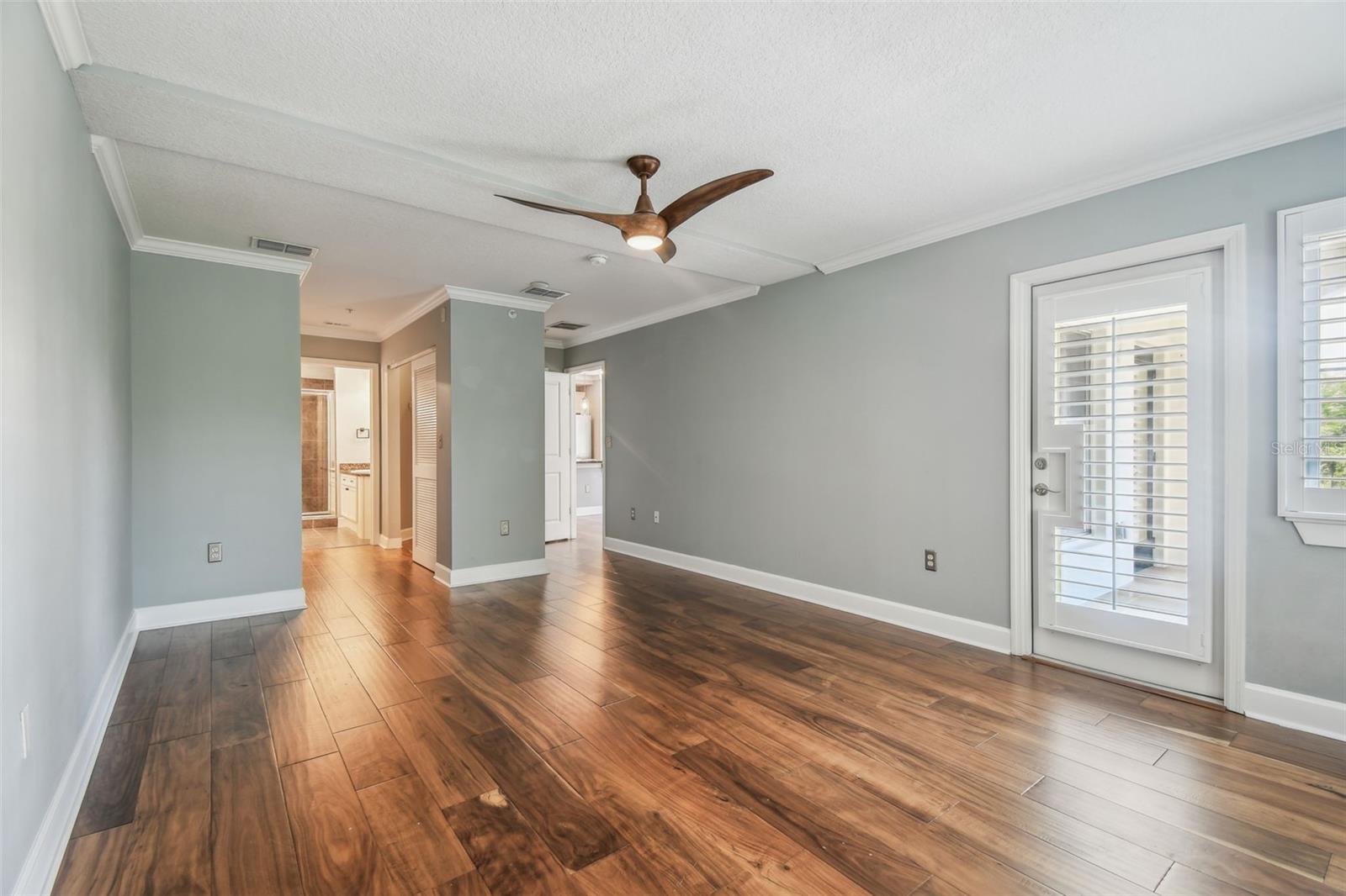 435 S OREGON AVE E #304 — photo 15