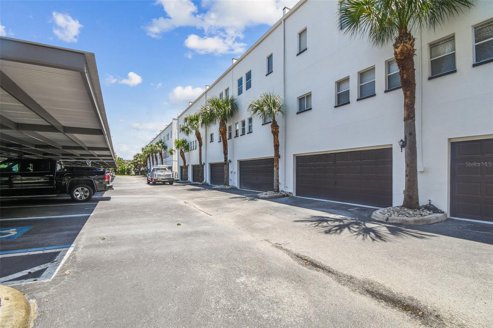 435 S OREGON AVE E #304 — photo 30