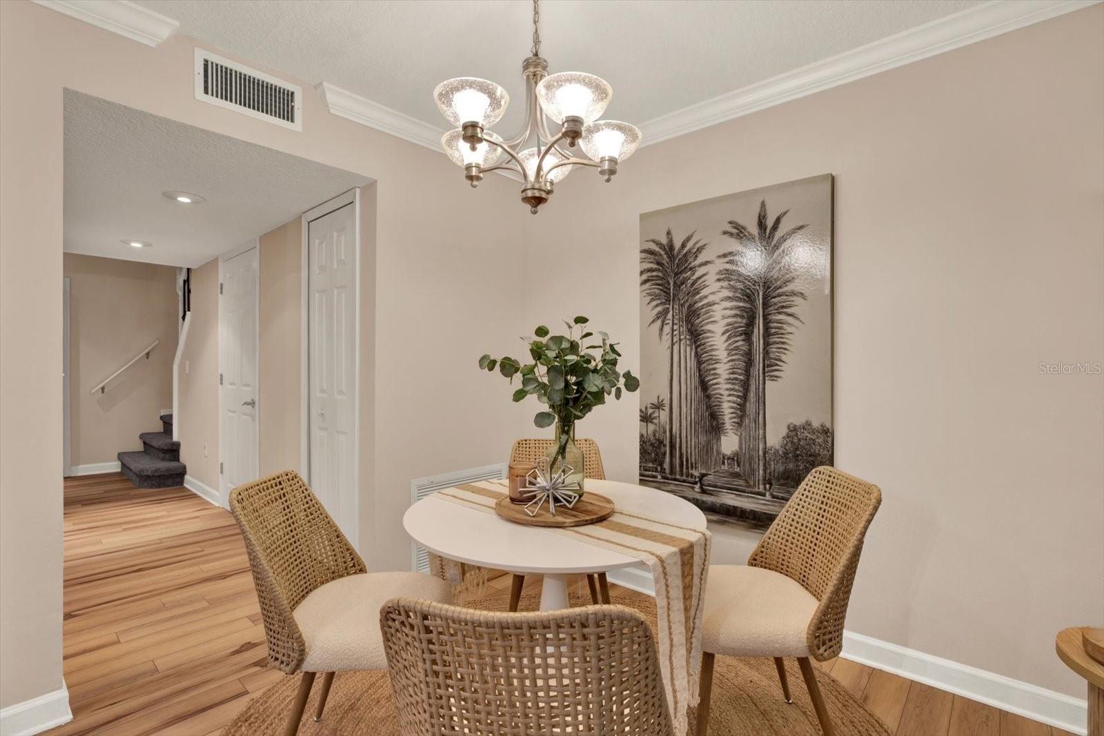 9010 LAKE PLACE LN — photo 3