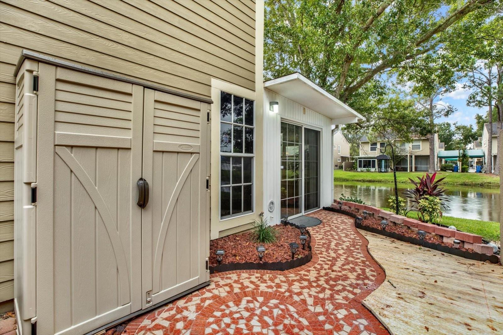 9010 LAKE PLACE LN — photo 25