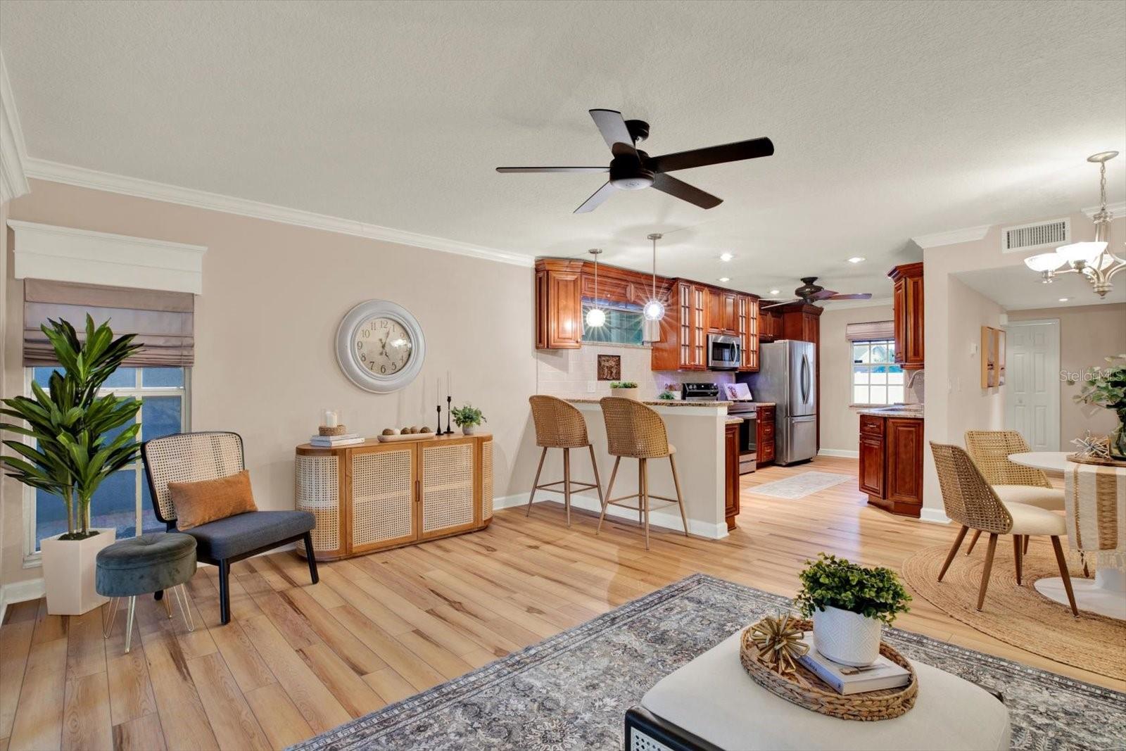 9010 LAKE PLACE LN — photo 9