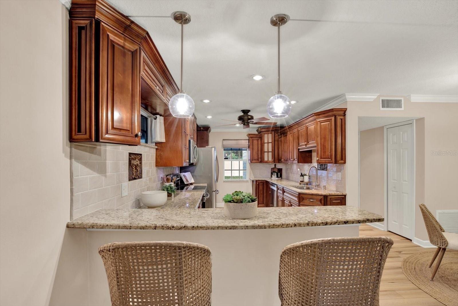 9010 LAKE PLACE LN — photo 7