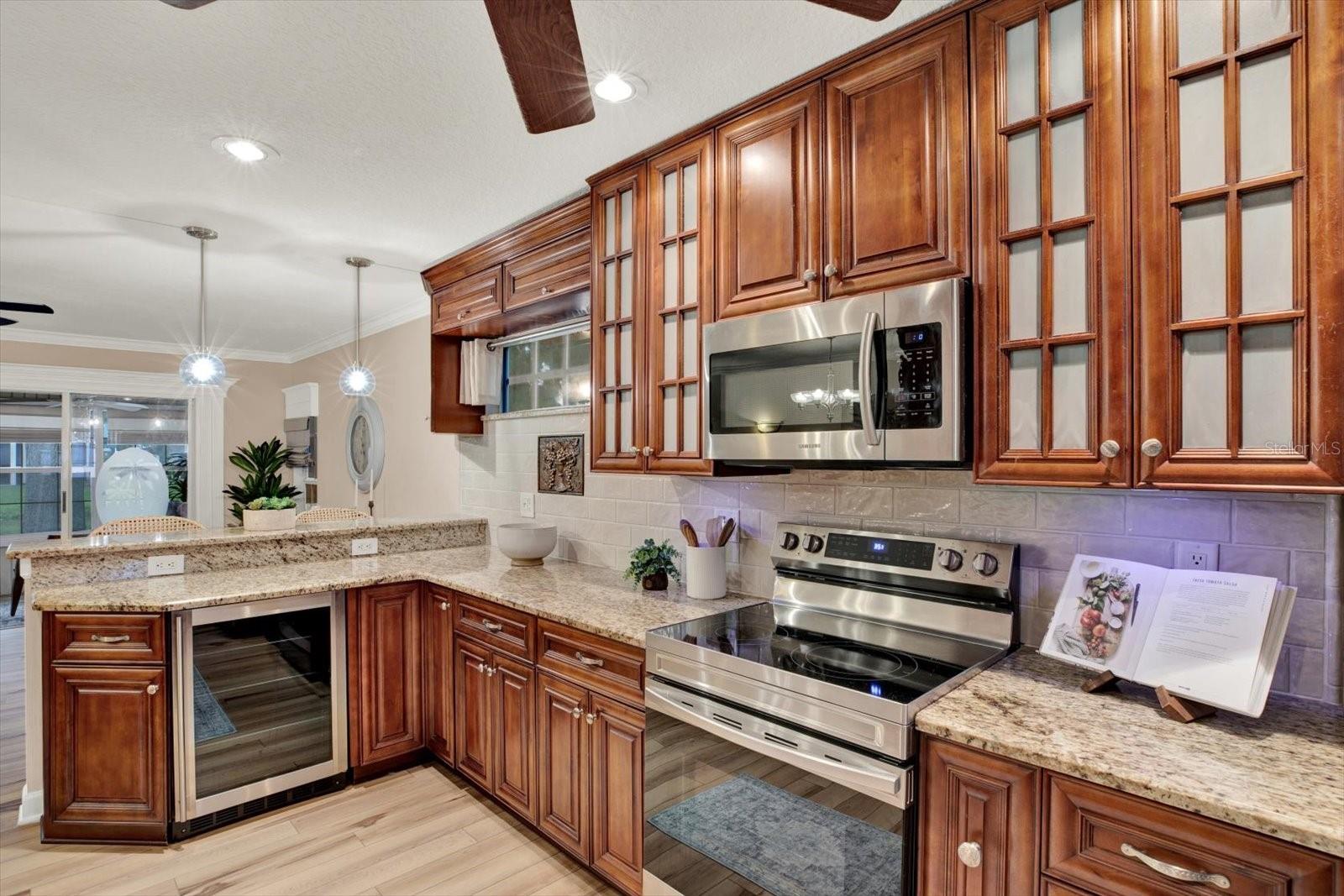 9010 LAKE PLACE LN — photo 6