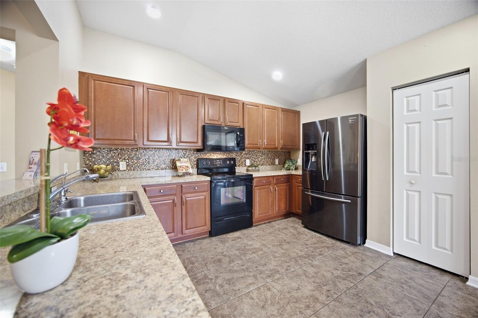 5249 MOON SHELL DR — photo 11