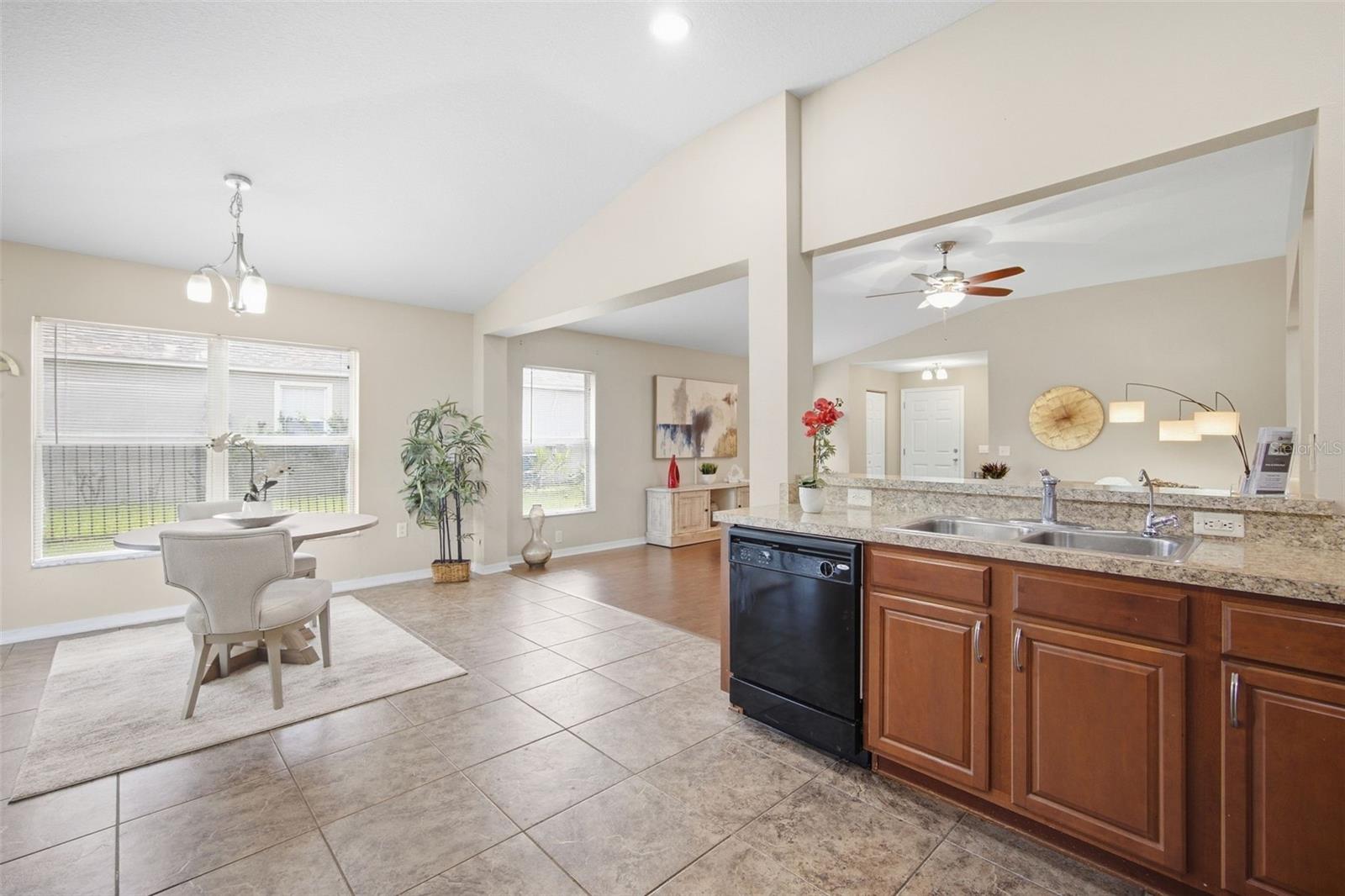 5249 MOON SHELL DR — photo 12