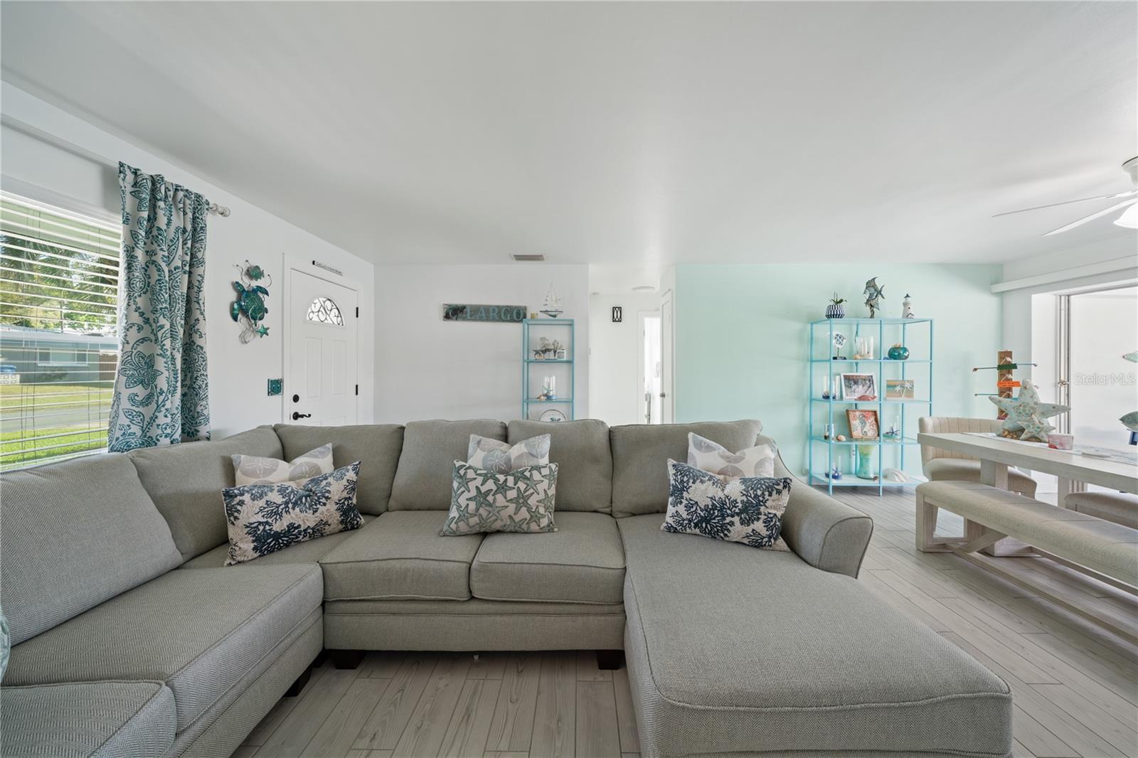 632 SHORE DR — photo 8