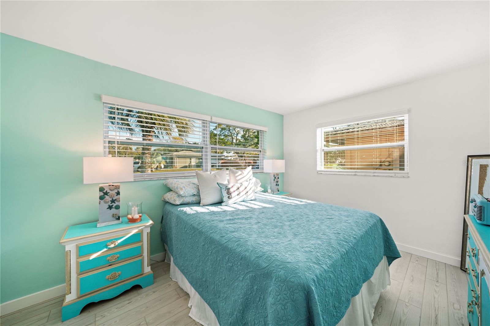 632 SHORE DR — photo 26