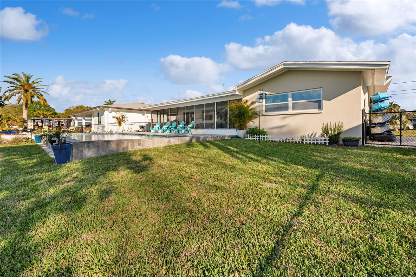 632 SHORE DR — photo 42