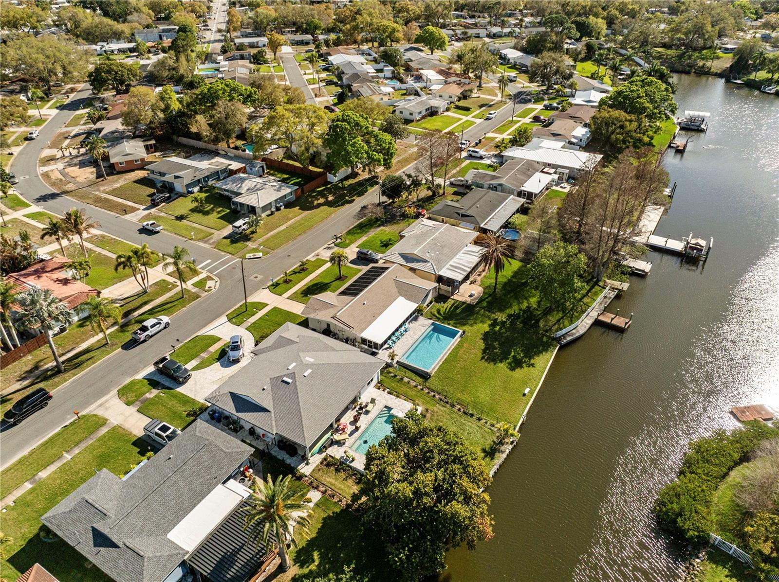 632 SHORE DR — photo 52