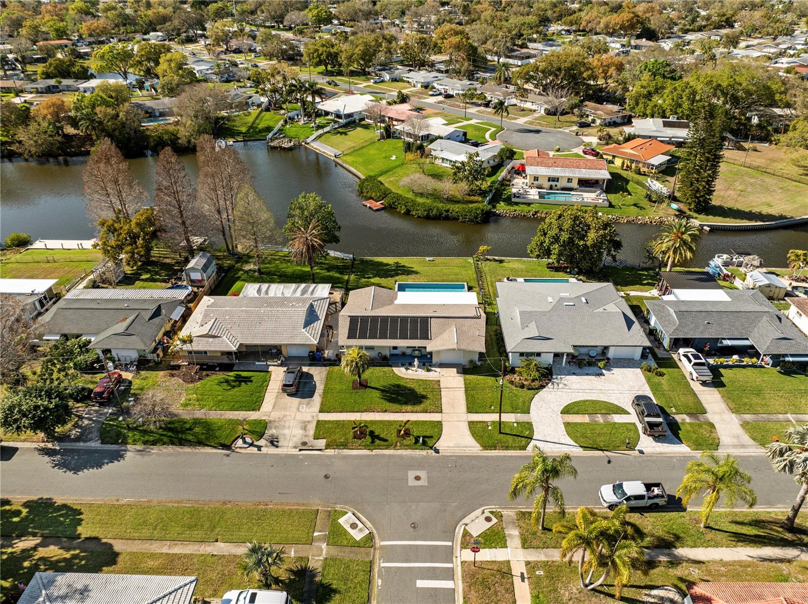 632 SHORE DR — photo 49
