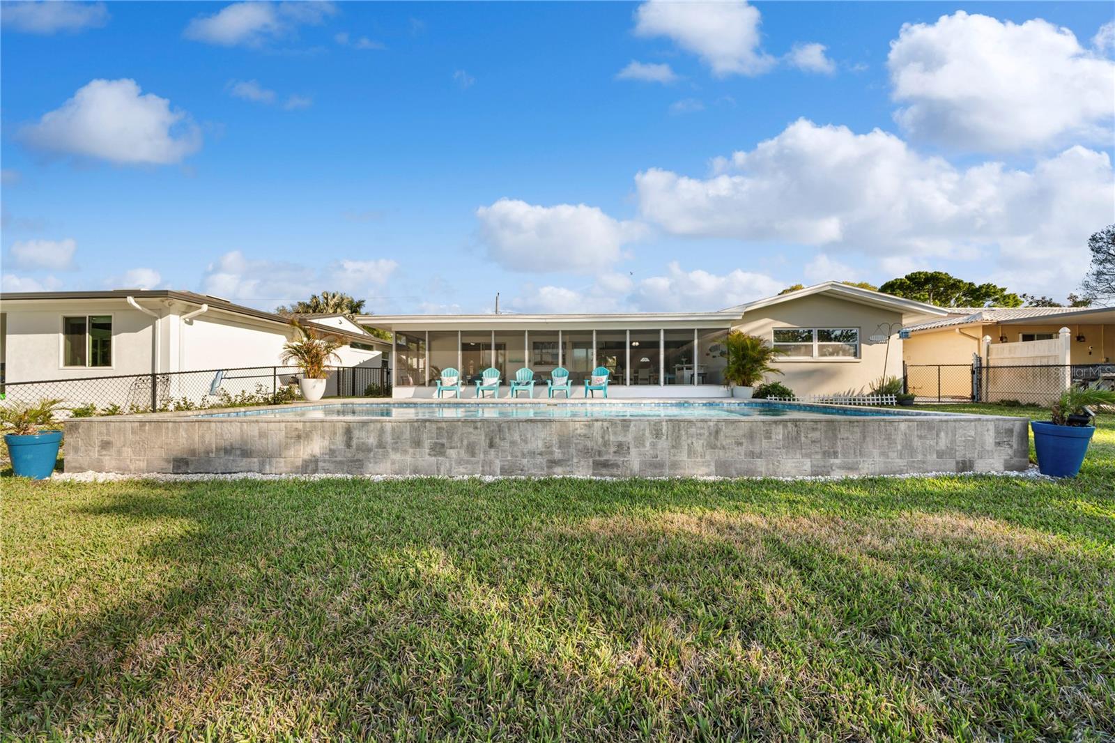632 SHORE DR — photo 44