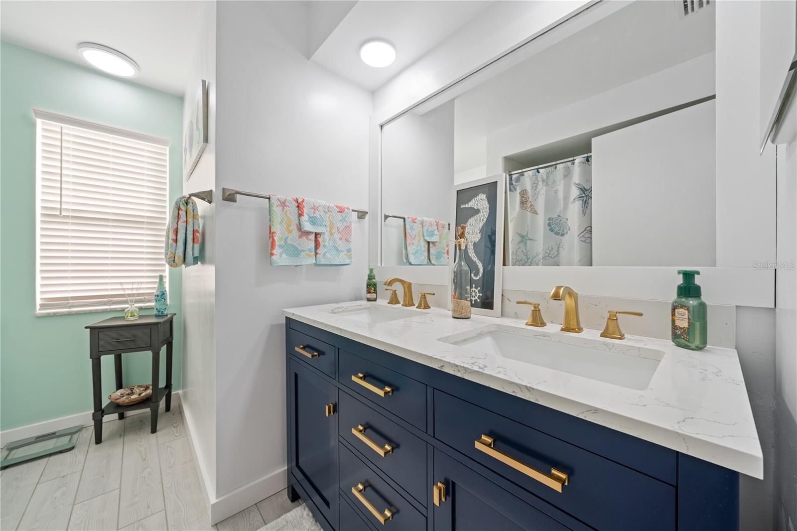 632 SHORE DR — photo 29