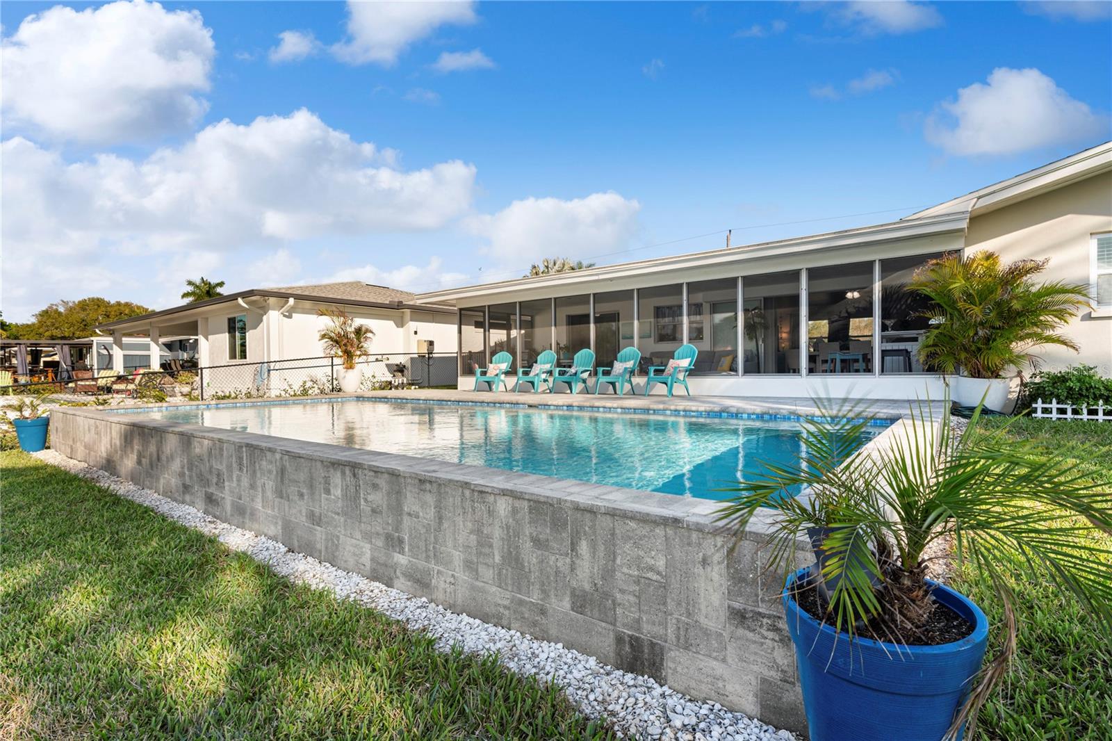 632 SHORE DR — photo 43