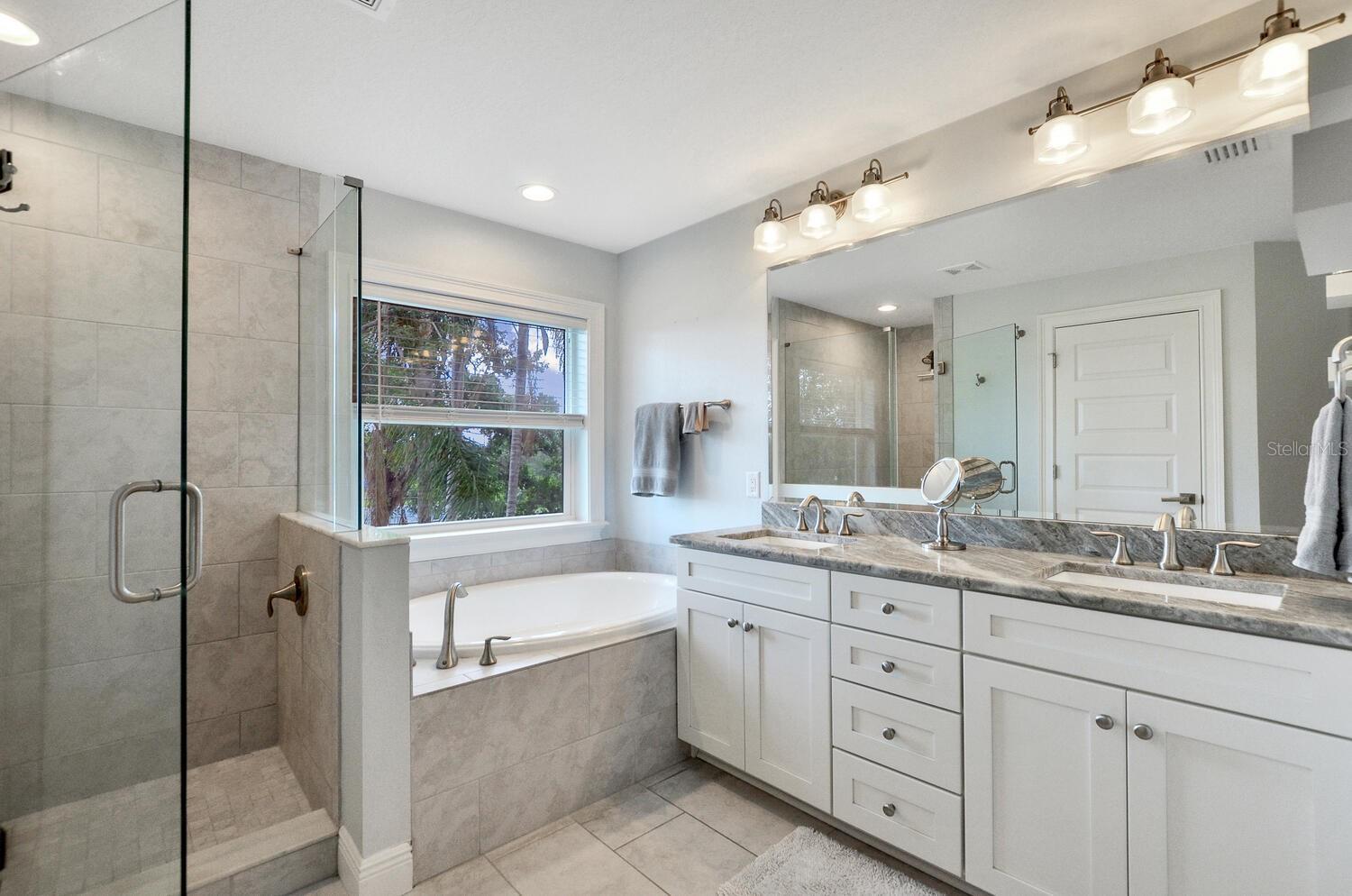 7210 S MASCOTTE ST — photo 25
