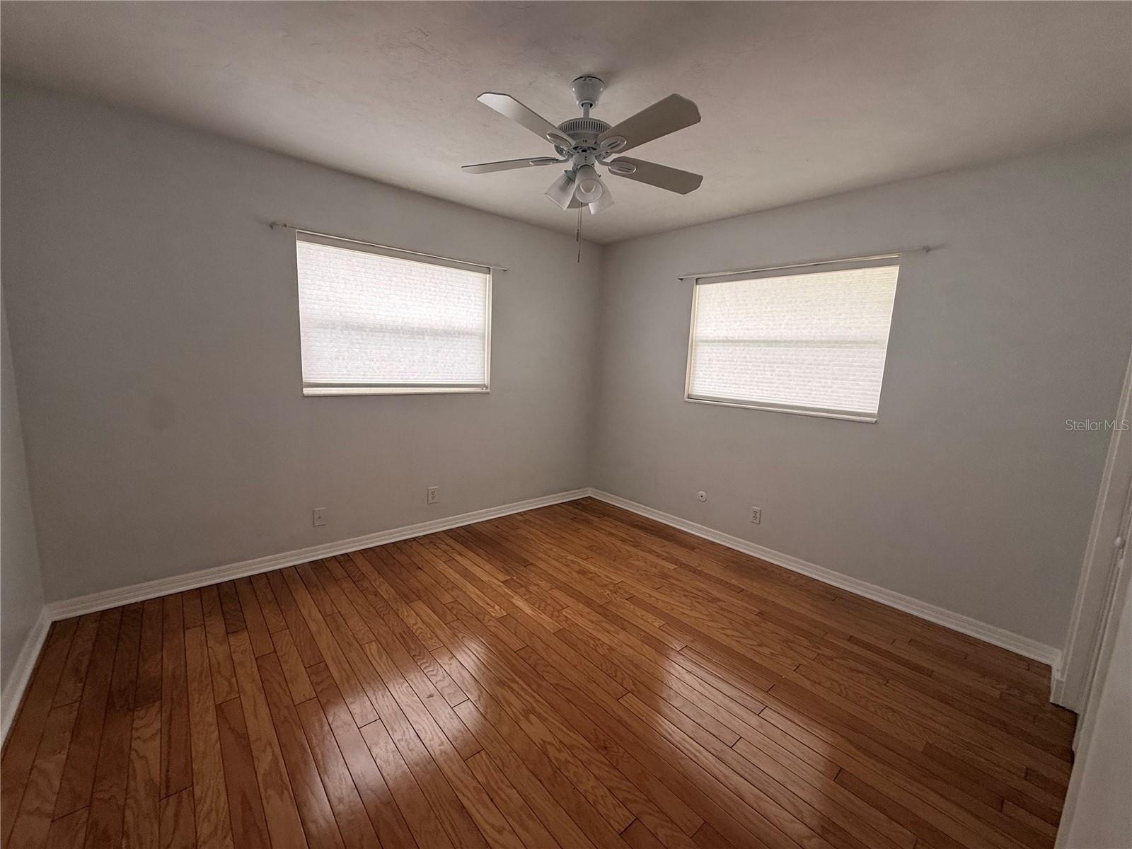 1163 FAY AVE — photo 5