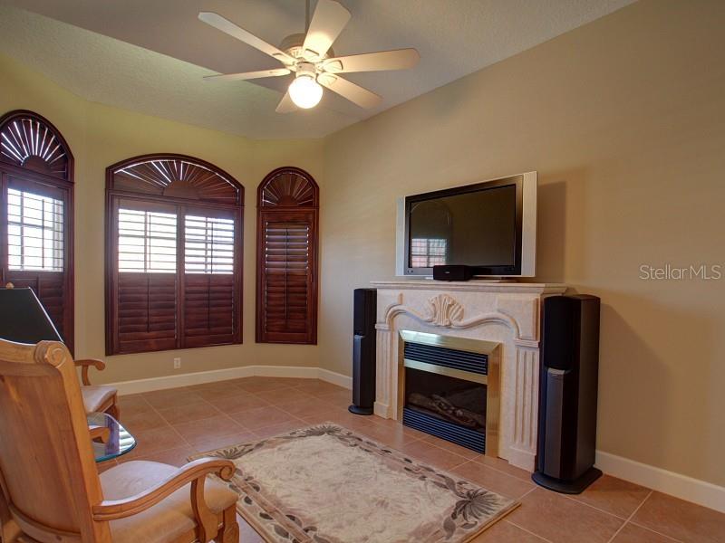 202 SAND KEY ESTATES DR — photo 11