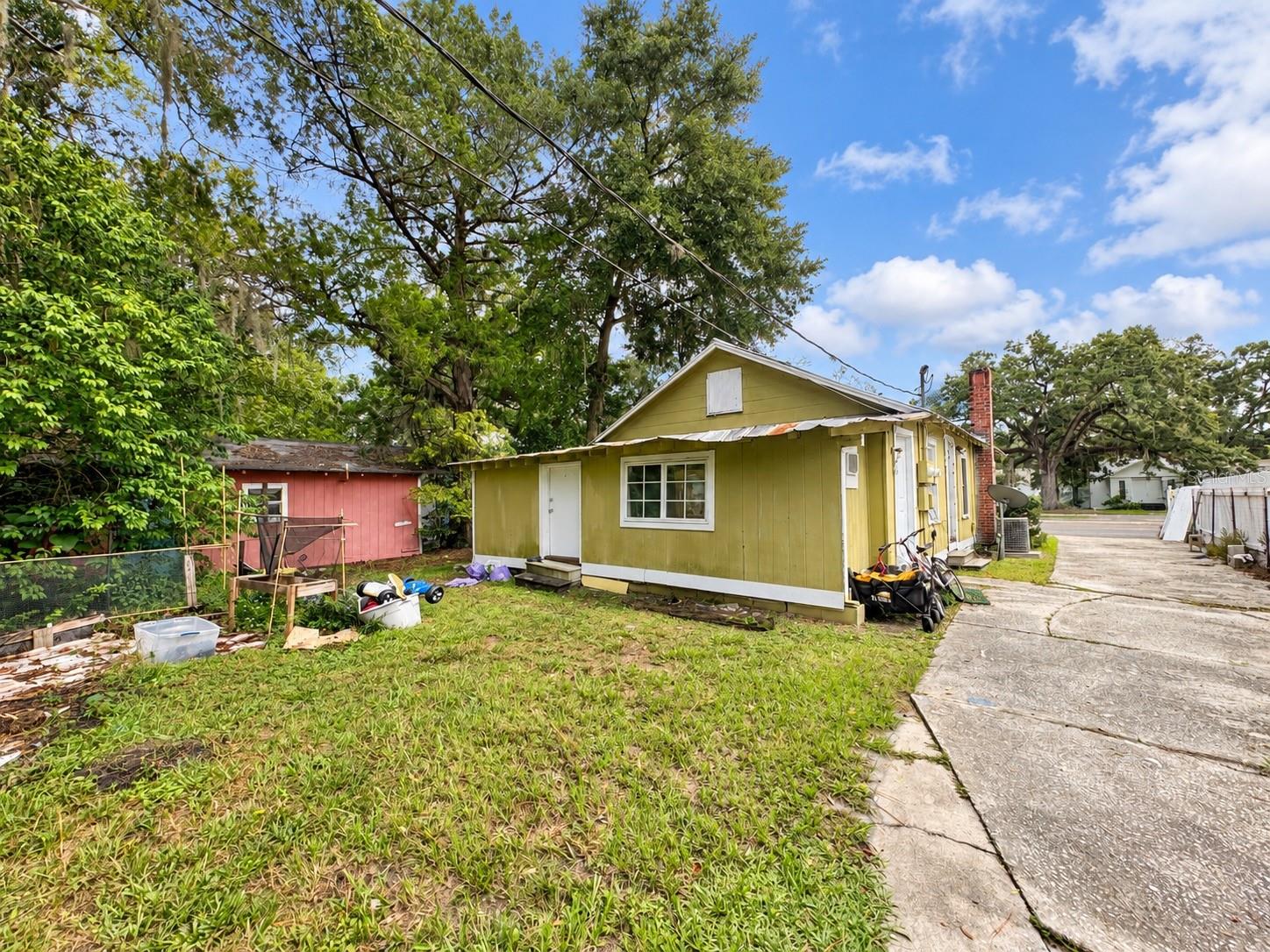 824 SE 1ST AVE — photo 15
