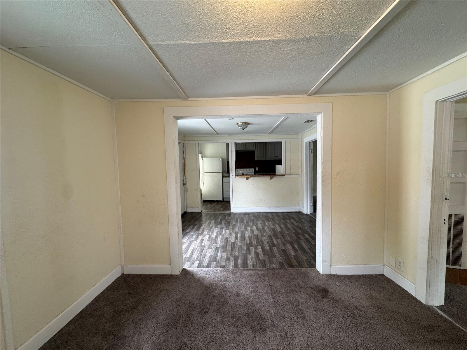 824 SE 1ST AVE — photo 10