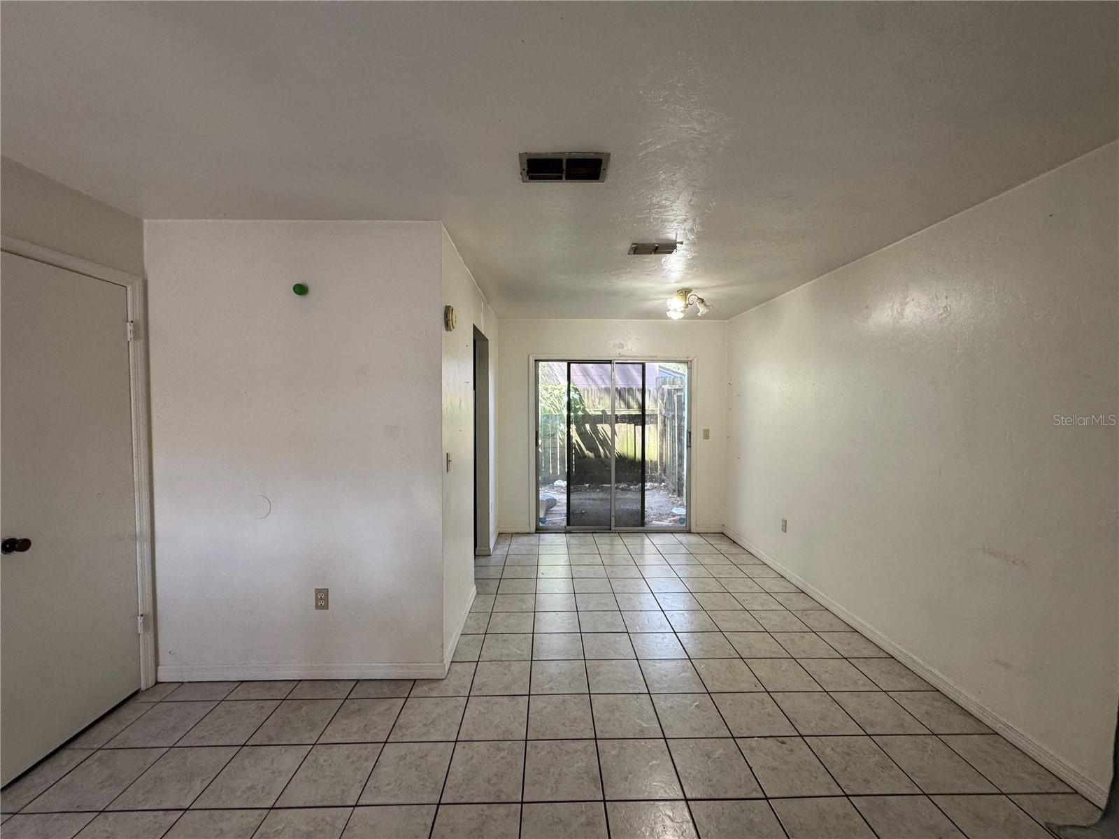 824 SE 1ST AVE — photo 7