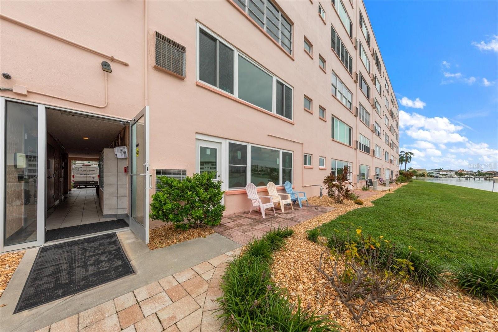 6025 SHORE BLVD S #107 — photo 27