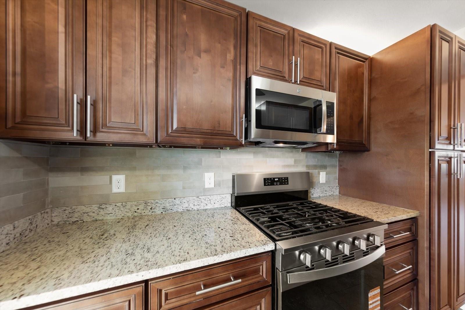 6025 SHORE BLVD S #107 — photo 17