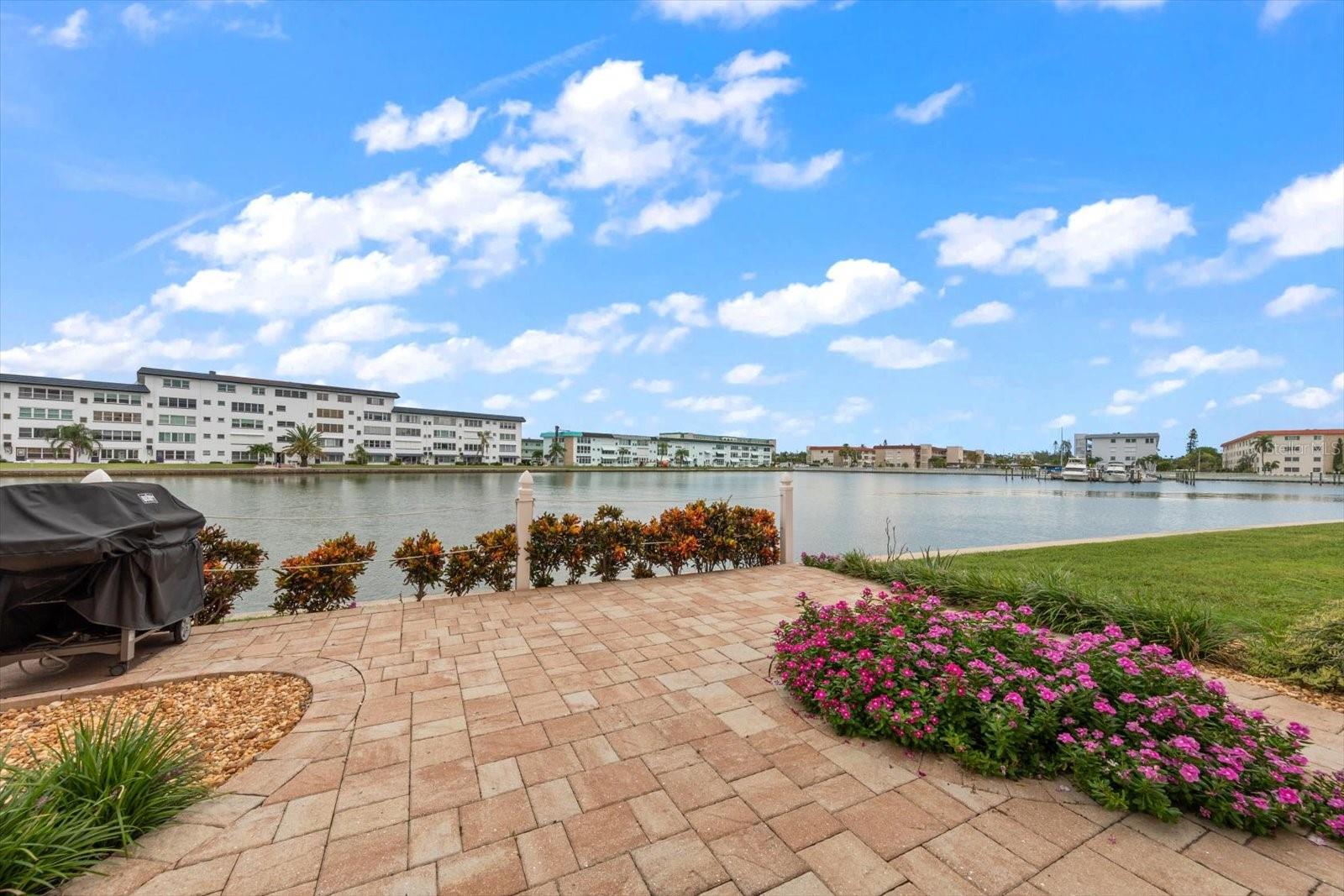 6025 SHORE BLVD S #107 — photo 26