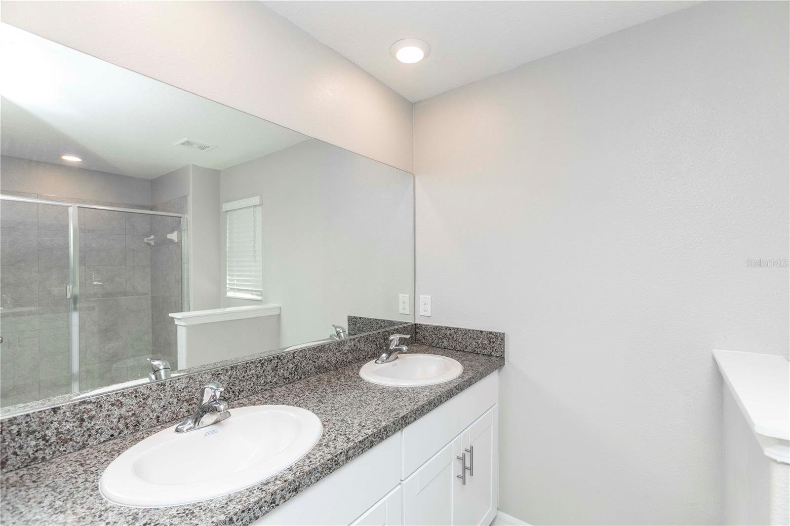 11646 CASTINE ST — photo 25