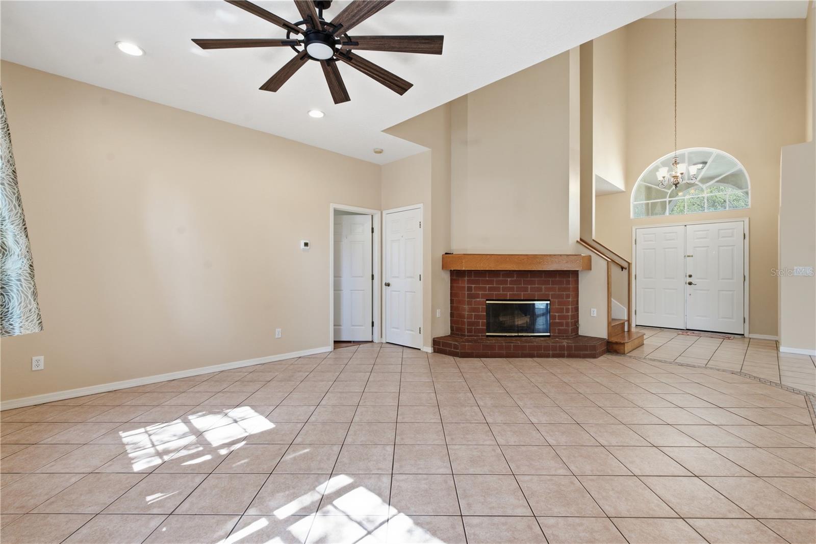 4369 14TH WAY NE — photo 7