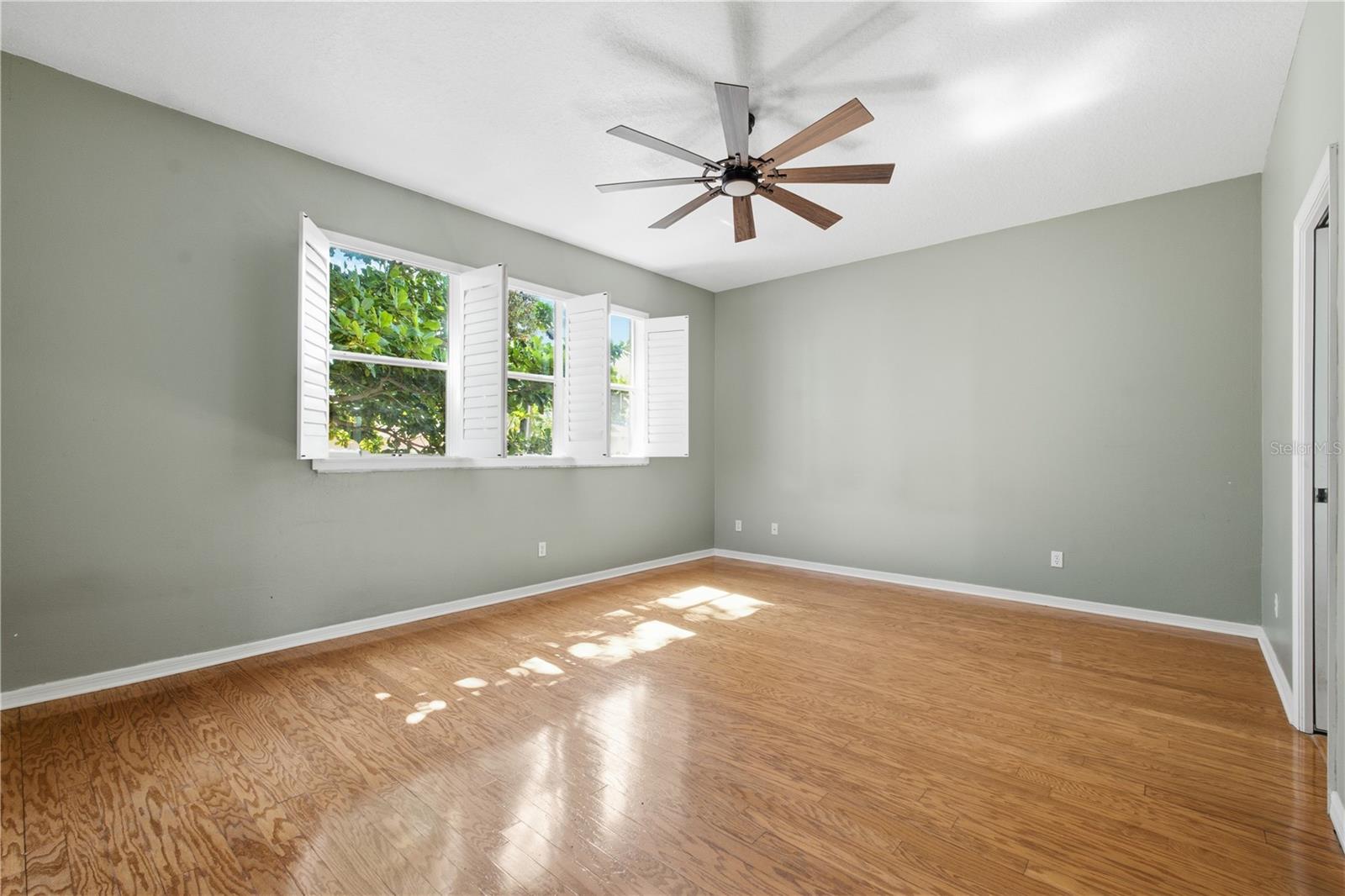 4369 14TH WAY NE — photo 5