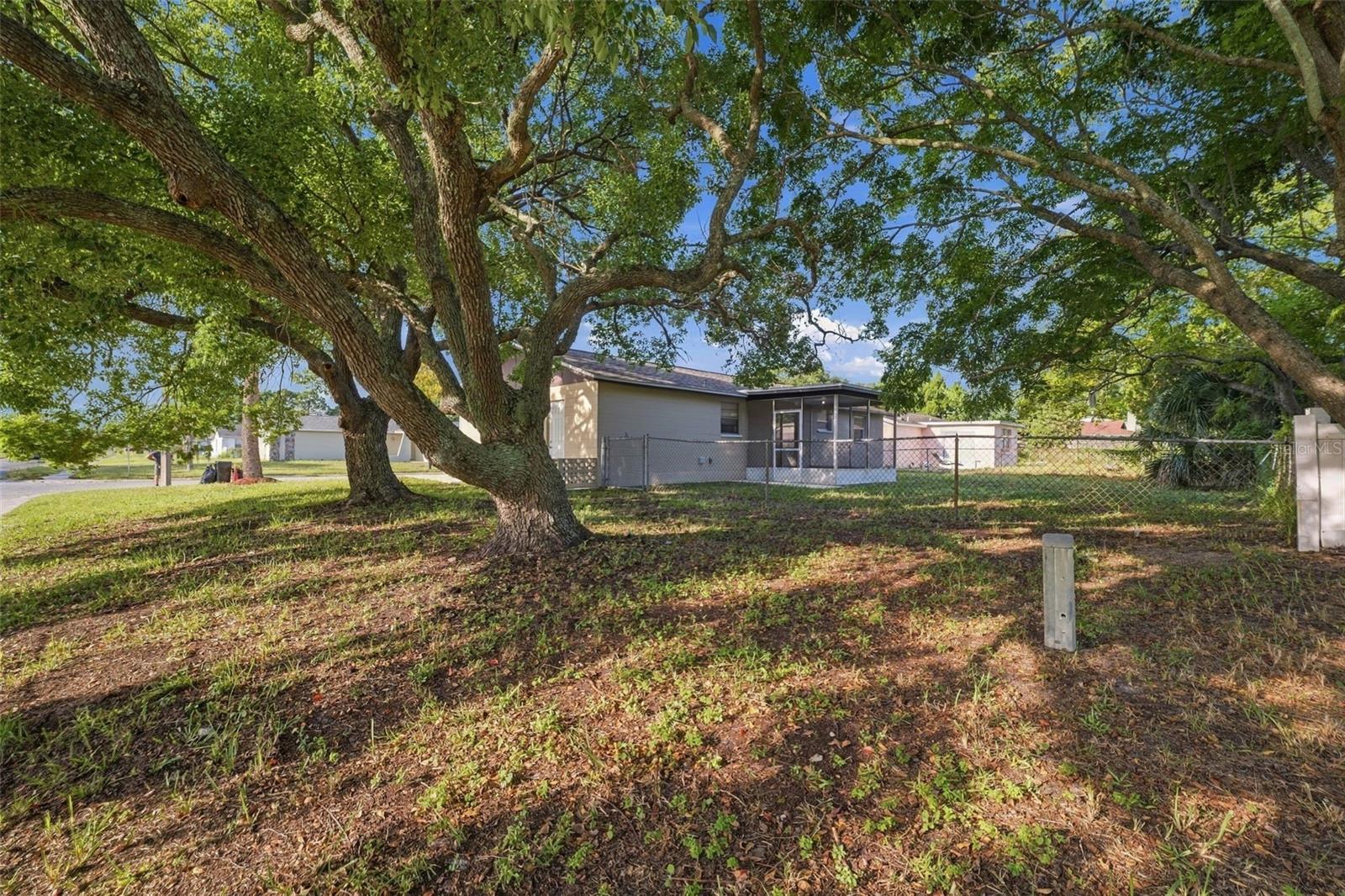 7101 FAIRFAX DR — photo 29